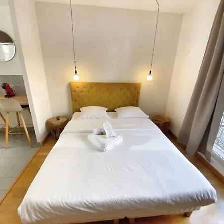 Apartamento 203 - Equipe 5 *